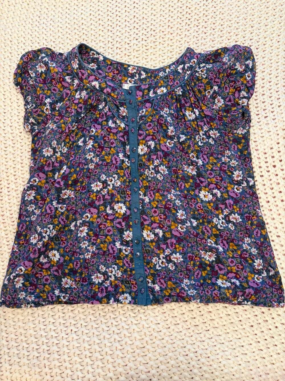 Charlotte Russe Floral Blouse Size M Blue Cotton Short Sleeve